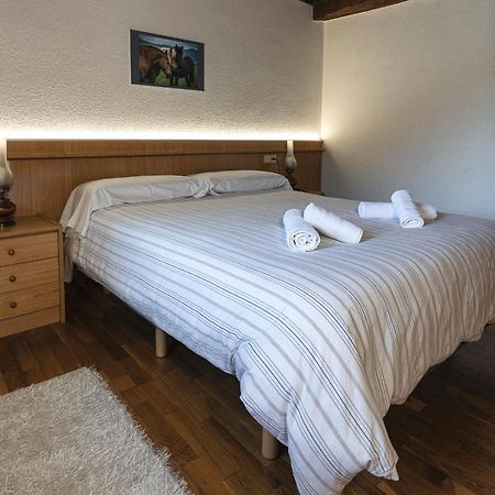 Hostal Etxeberri Eugi Екстериор снимка