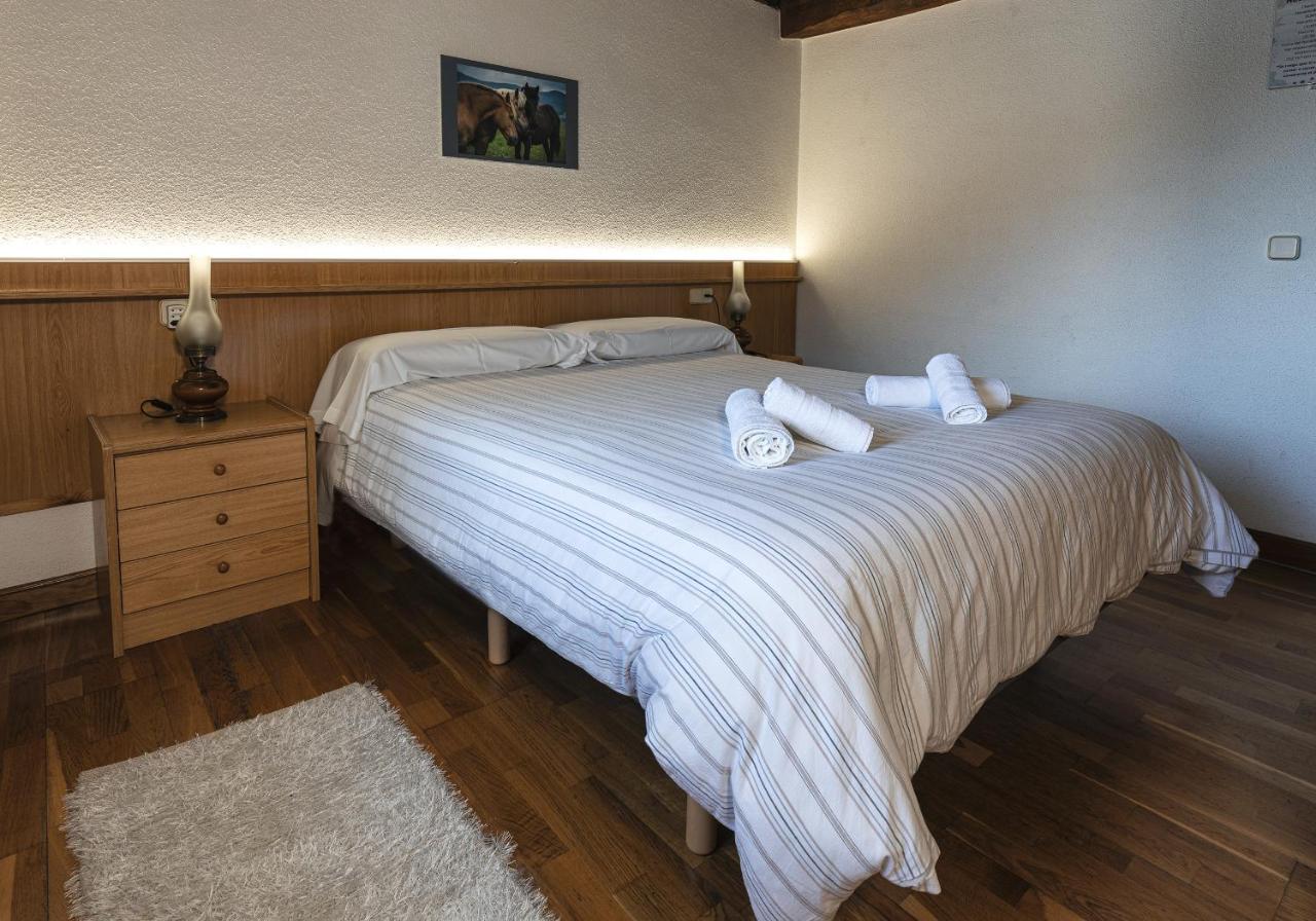 Hostal Etxeberri Eugi Екстериор снимка